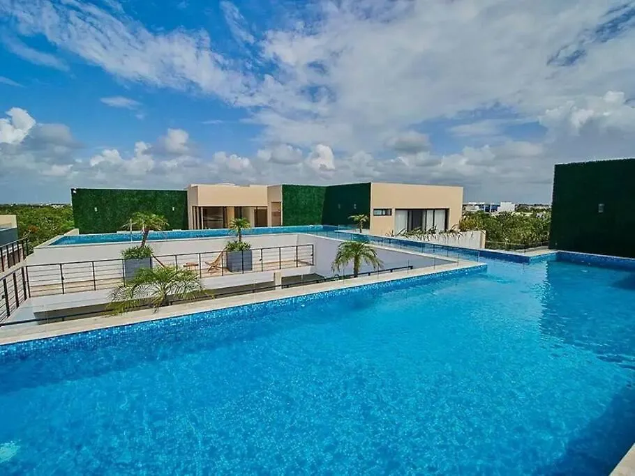 2 Bedroom Apartment With Rooftop Pool And Gym Tulum Pueblo 0*,  Mexico