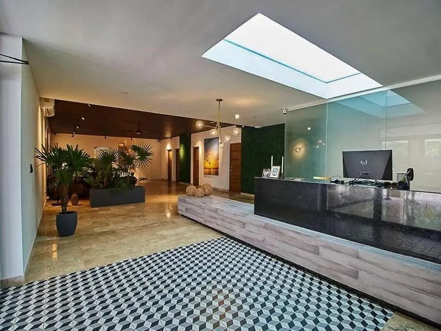 2 Bedroom Apartment With Rooftop Pool And Gym Tulum Pueblo 0*,