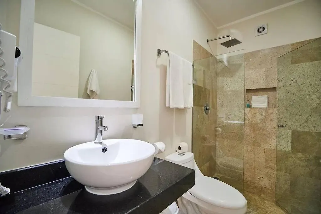 2 Bedroom Apartment With Rooftop Pool And Gym Tulum Pueblo